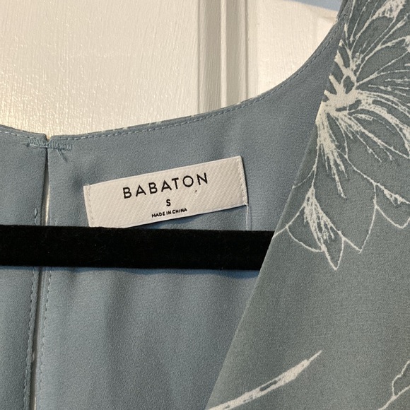 Babaton Sleeveless Top - Picture 2 of 4